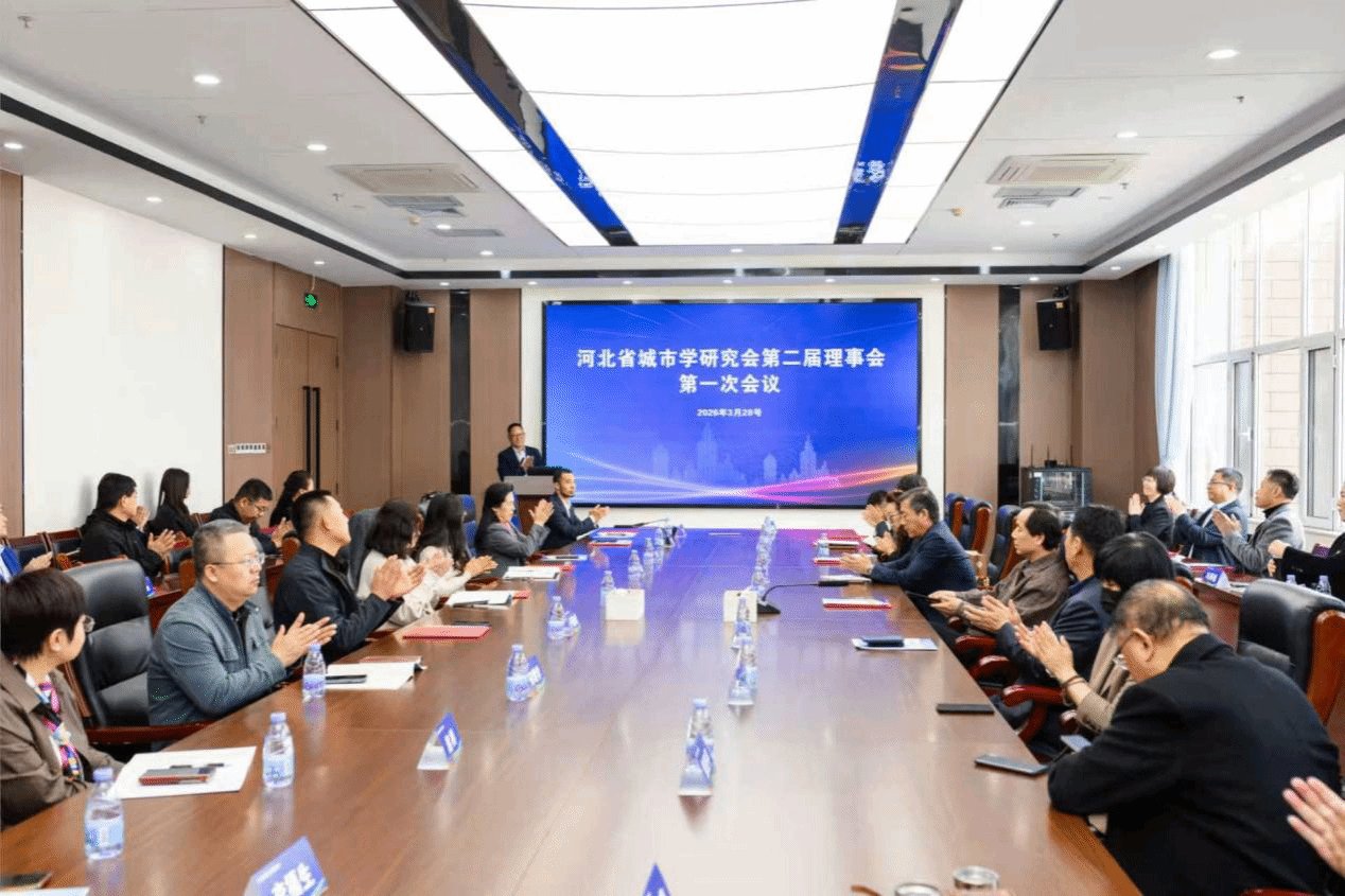 祝贺大会召开并向会员致以欢迎与感谢
