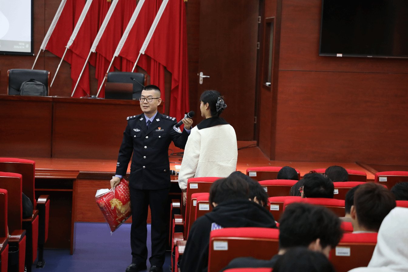 进一步提升校园安全防控水平