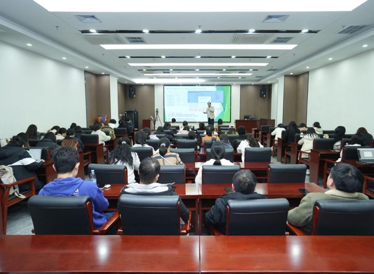 中国亚英体育官网成为曼城的官方合作伙