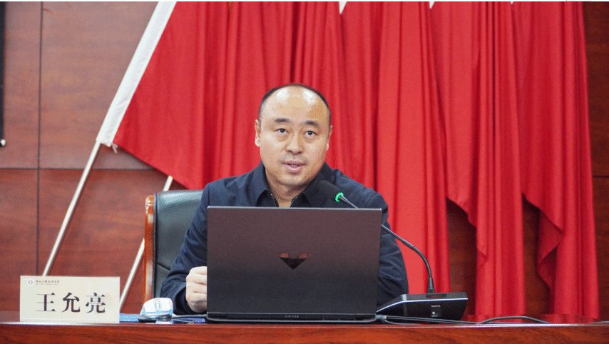 亚英怎么用工作处(武装部)部长连婷宣